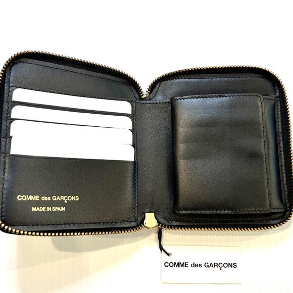 Commes de Garcon - Soft Black Leather Zippered Wallet NWT - Picture 1 of 4